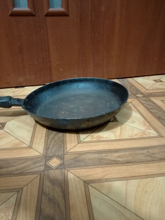 Продам Сковородку Алюминиевую