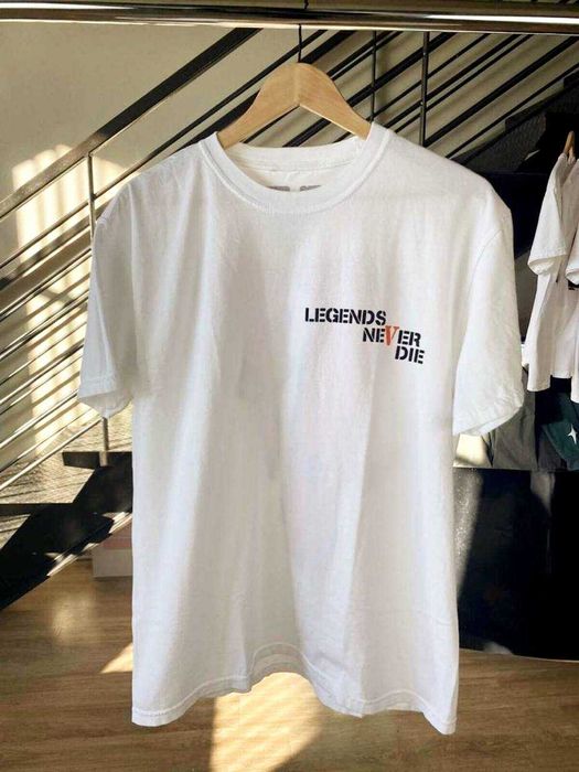 Тениските VLONE , Babe, Chrome Hearts