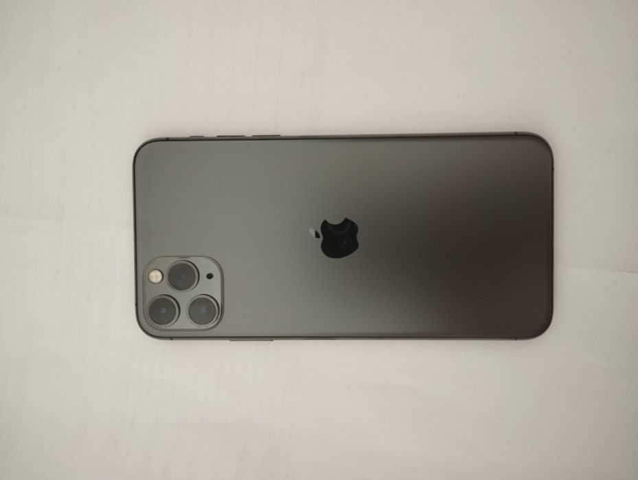 Обменяю iPhone 11 pro max