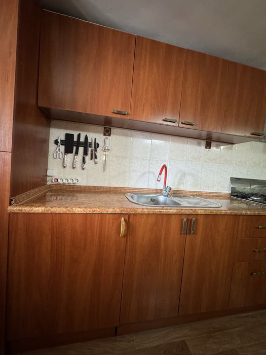 Продаётся кухонный гарнитур
