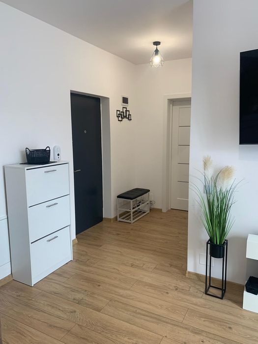 Vand apartament 2 camere