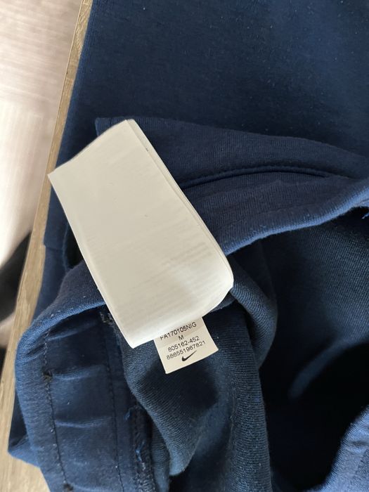 Nike tech fleece old season