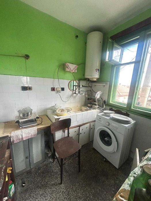 Двуетажна къща, 102кв.м, гр. Попово