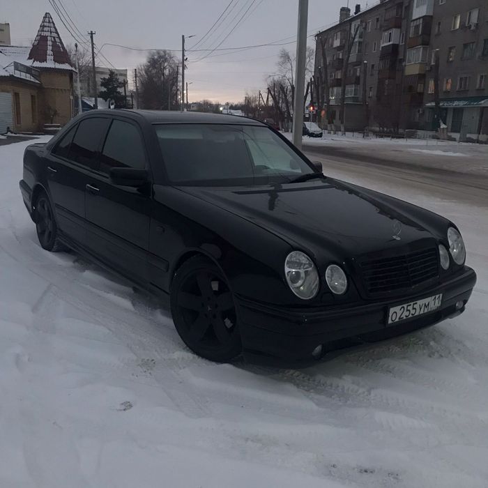 Бампер мерс w 124w190w140w210 БМВ е34 е36 е38 Е39 задний бампер пере