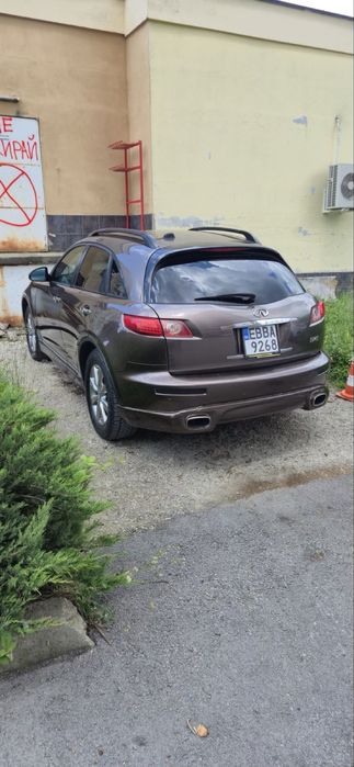Infiniti fx45 ..