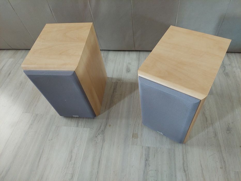 Boxe stereo Magnat Motion 220, 180 wați, cu amplificator kenwood