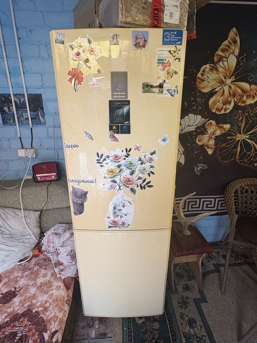 Холодильник продам
