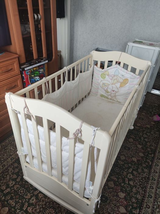 Продам детскую кровать