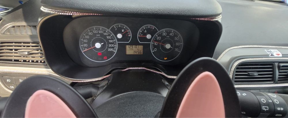 Fiat punto de vanzare