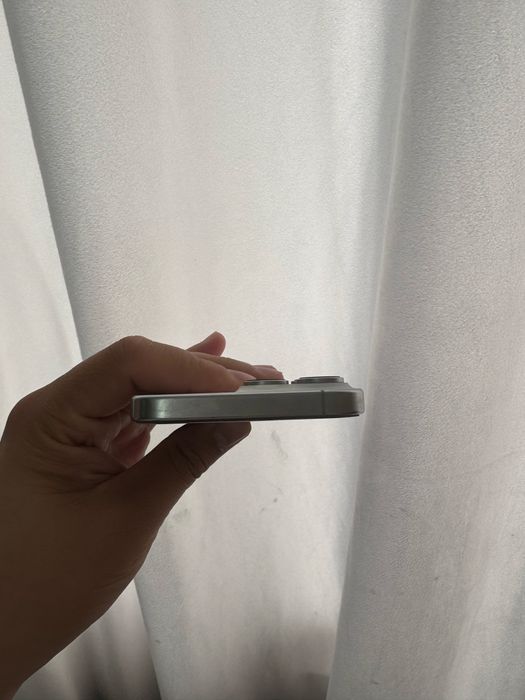 Iphone 16 pro max 256, акб 90%