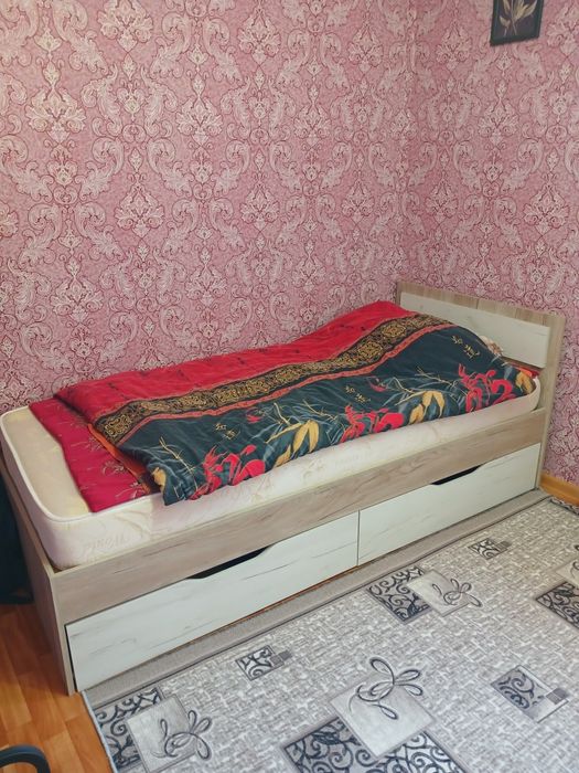 Срочно продам кровать диван 1.5 спалка