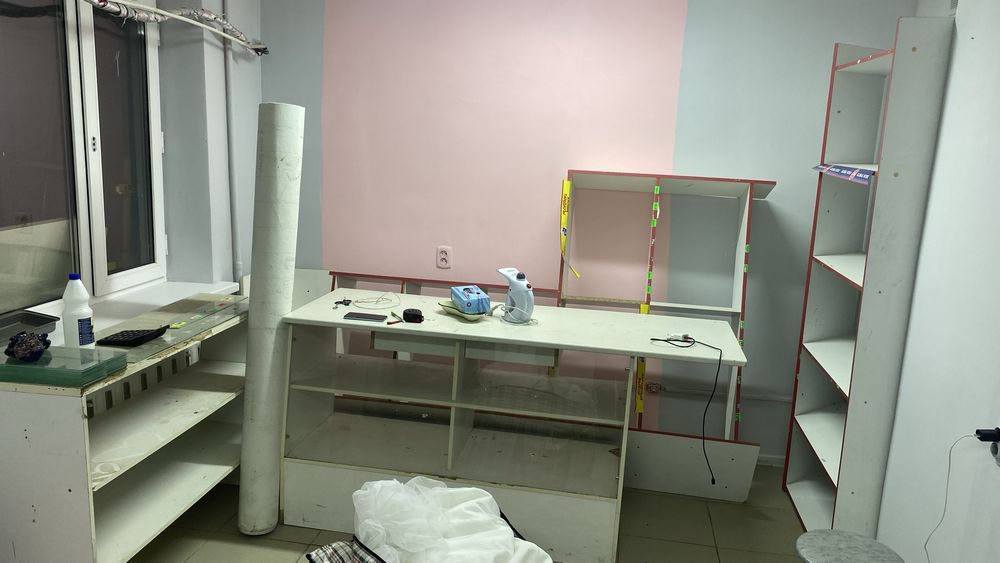 Продам мебель для магазина