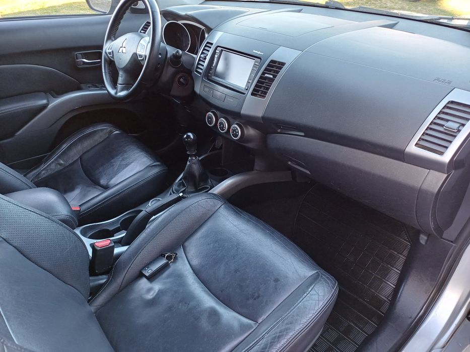 Mitsubishi Outlander,  2.0 diesel, 4x4, nu tucson, asx, toyota,tiguan