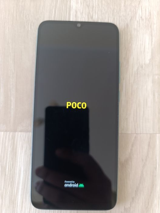 Poco telefon sotiladi idealno sastoyanasi