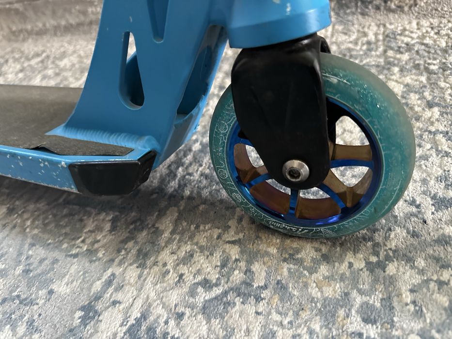 Трюковой самокат Longway Sumit