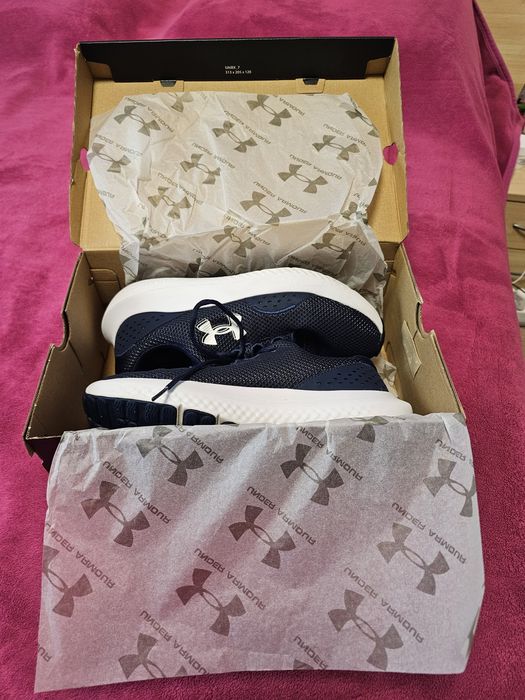 UNDER ARMOUR Обувки UA Charged Surge 4, 42 номер/26.5см