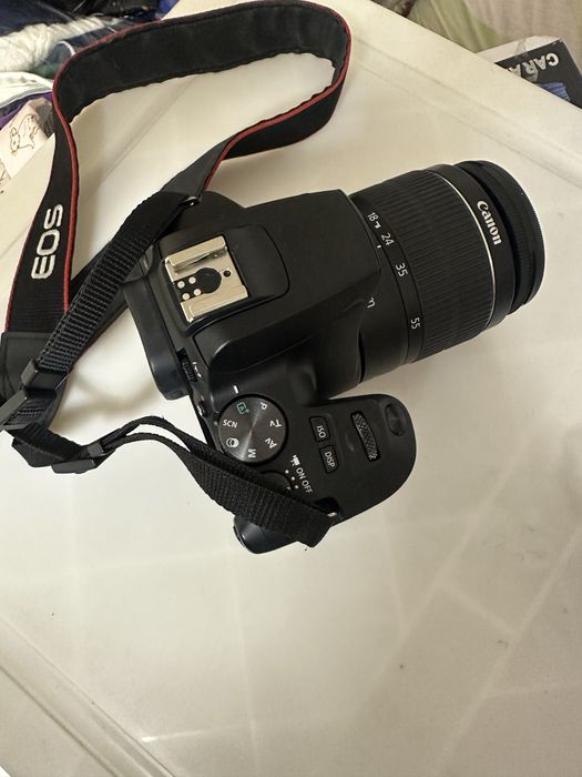 Canon eos 250D 18/55 ideal yengide