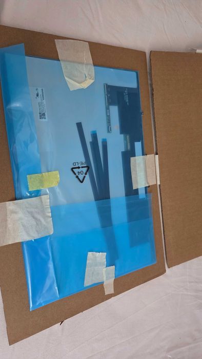 Vând display laptop Lenovo Yoga 14''