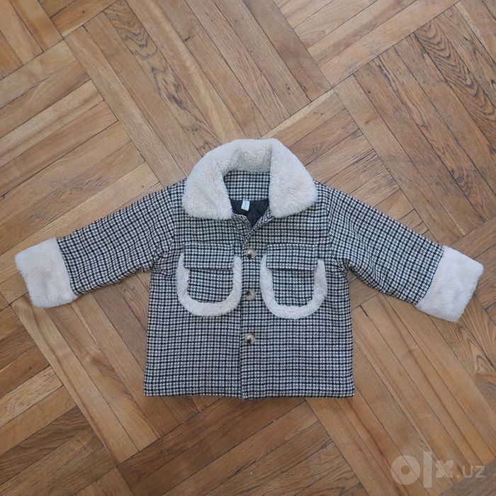 Пальто продам для девочек