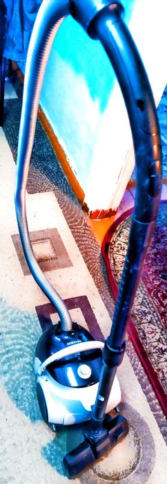 Два Пылесоса  Samsung