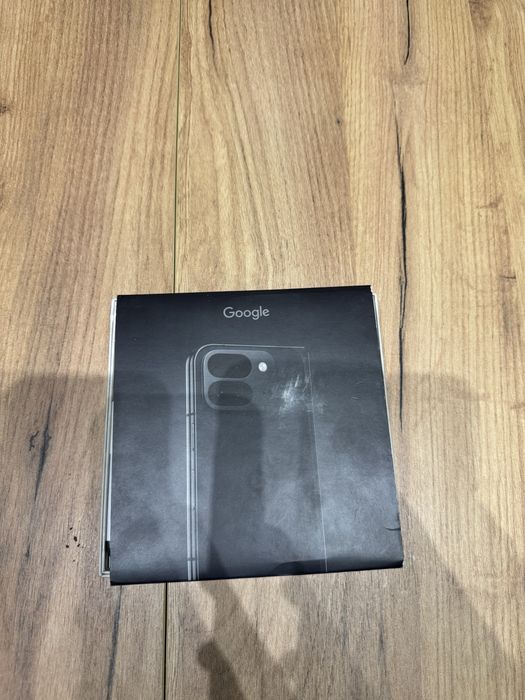 Google Pixel pro 9 Fold, Nou, cu folia originala pe el
