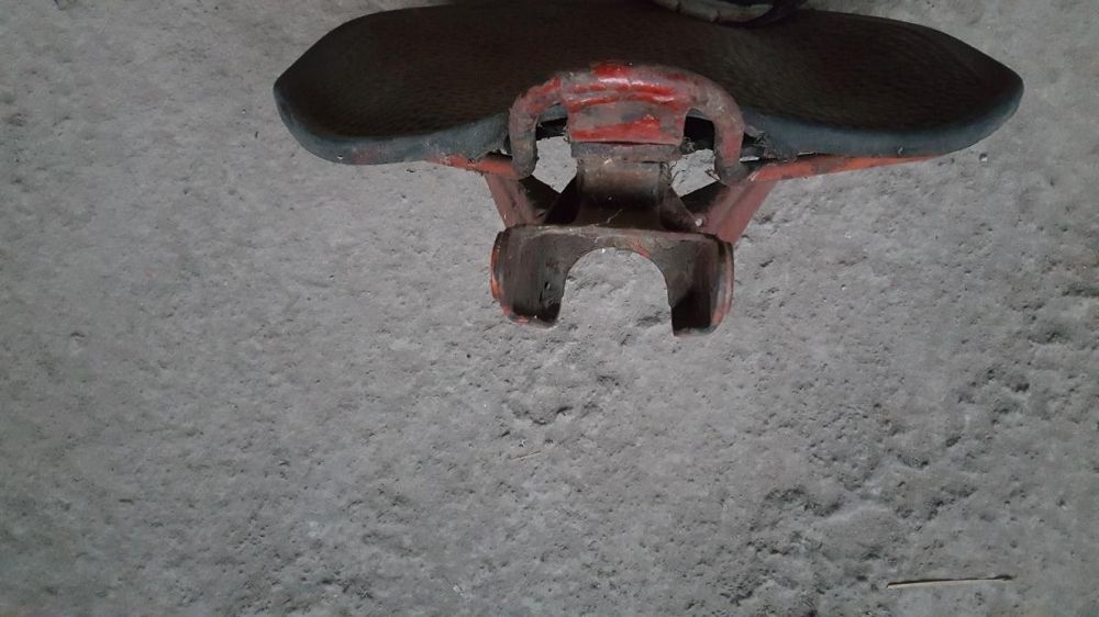 scaun saua epoca vintage oldbike 1111