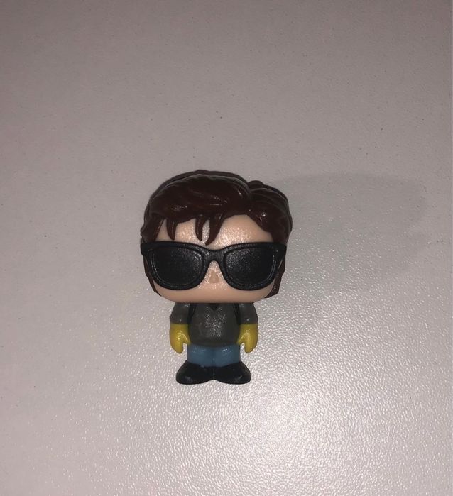 Фигурка Kinder Joy The stranger things Стив