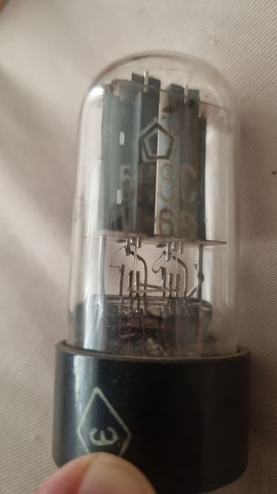 Лампи за радио телевизия