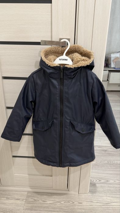 Куртка ZARA, костюм и кросовки  ADADAS