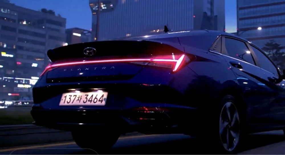 Elantra задний леды