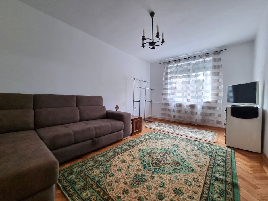 Chirie apartament 2 camere, ultracentral, Magheru, Oradea