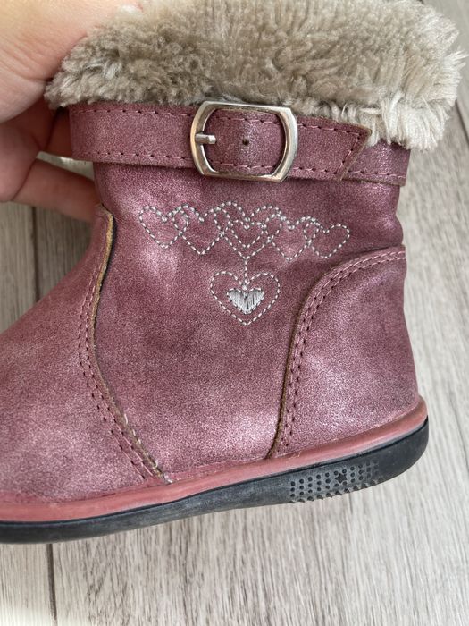 Зимни маратонки и ботуши за момиче