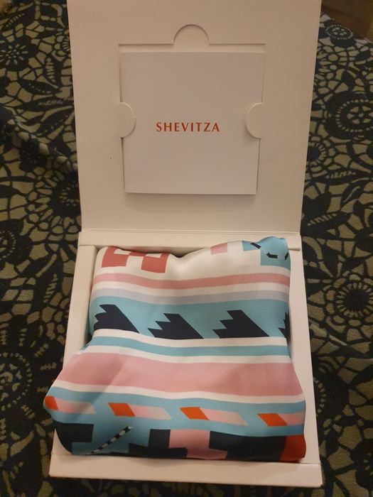 Копринен шал Shevitza, лимитирано издание