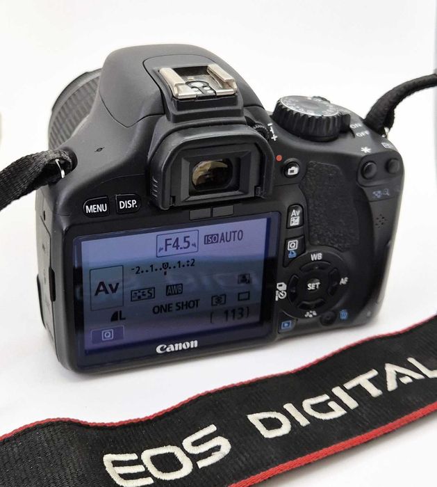 Canon EOS 550D с 18-55