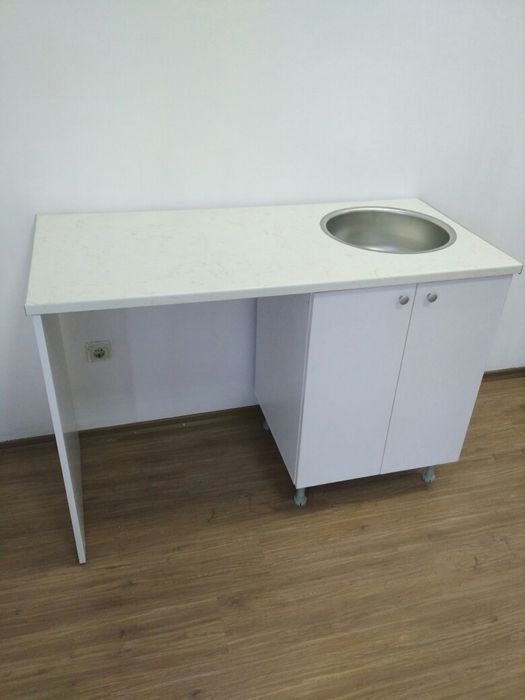 Нов Кухненска шкаф мивка с място за пералня Кухни по поръчка