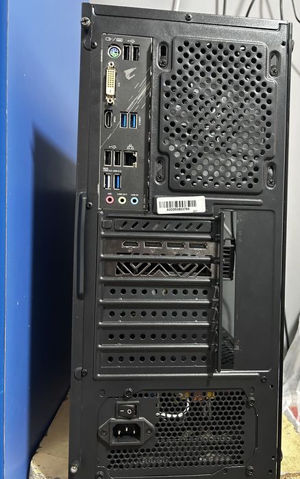 Vand/ Schimb PC Gaming nou