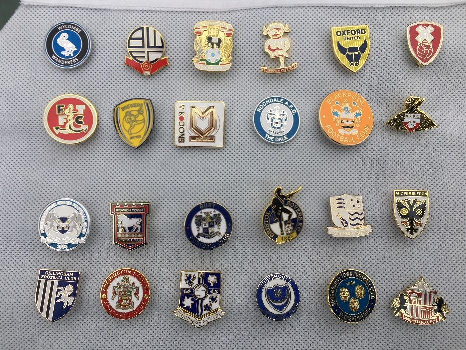 Футболни значки - Pin Badges UK