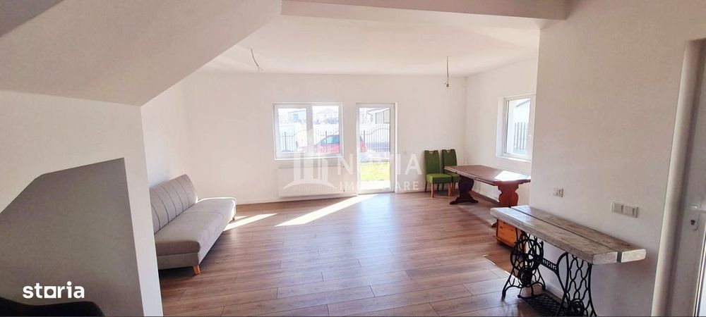 Casa individuala cu 4 camere,340 mp teren,Dealul Furcilor