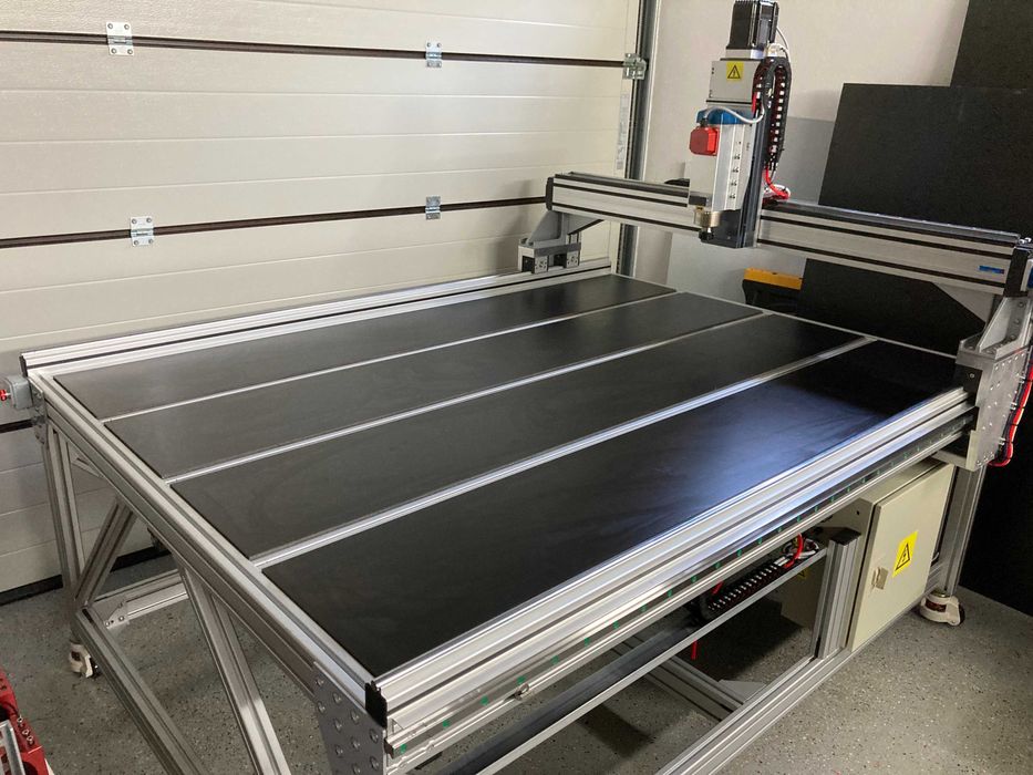 CNC - Router pe comanda