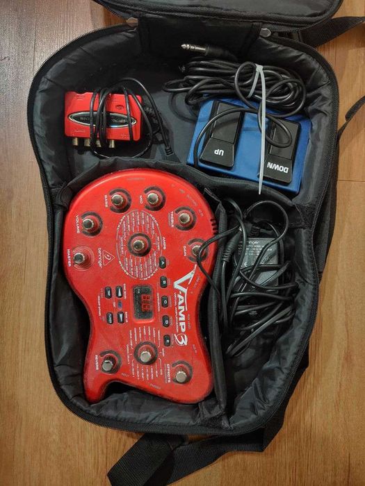 Гитарный процессор c предусилением Behringer V-AMP 3