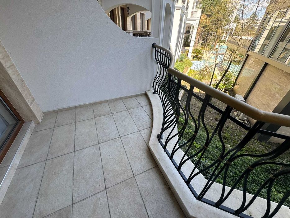 Продава се Двустаен апартамент в к.к. Слънчев бряг - 64 кв.м за 1180 €/кв.м - Снимка #8