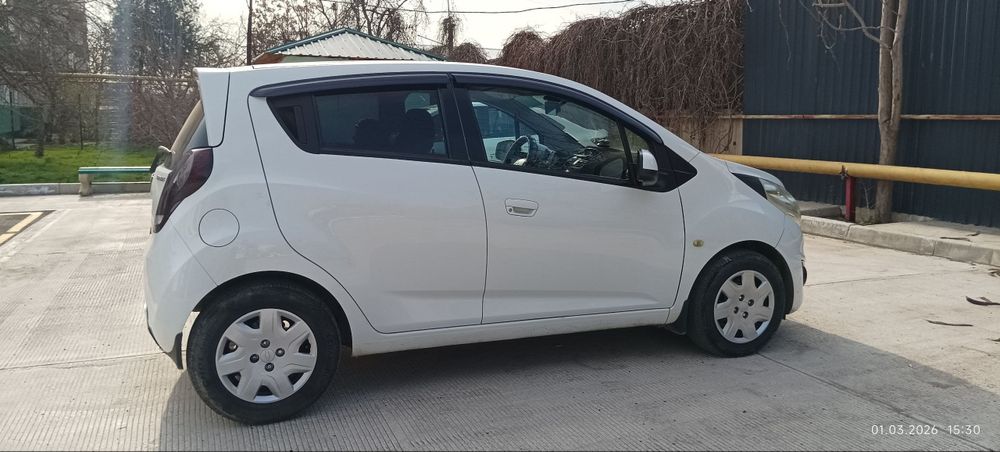 Spark chevrolet спарк