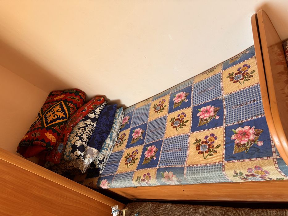 Кровать односпалка