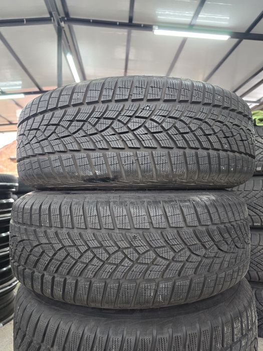 4 Броя 215/65/16 Goodyear 2x8,5mm 2x7,5mm