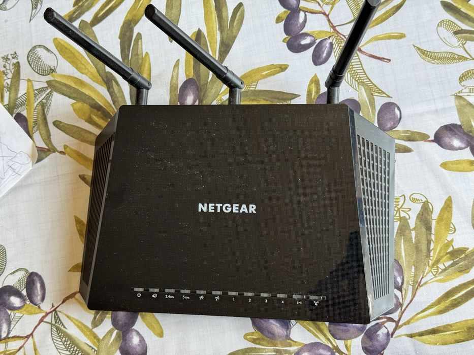 Интернет Рутер NetGear
