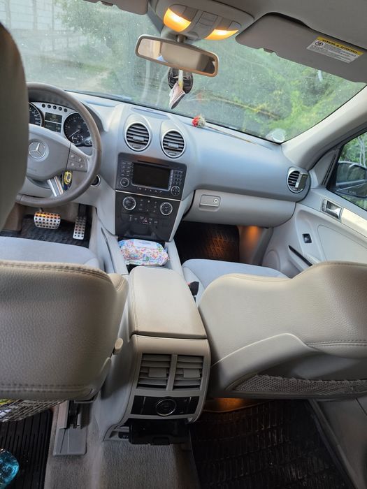 Mercedes Ml 320.