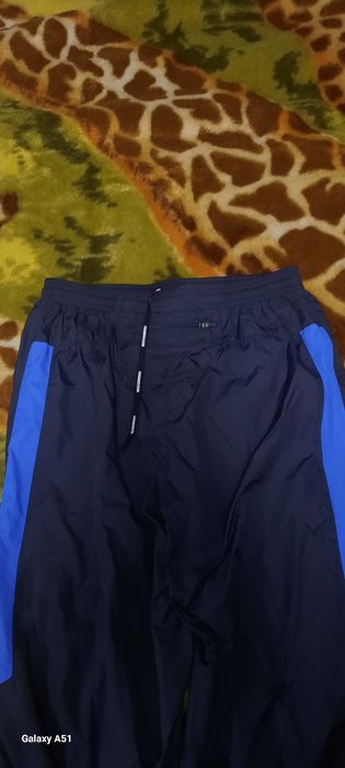 Pantaloni  Nike  alergare  foiță