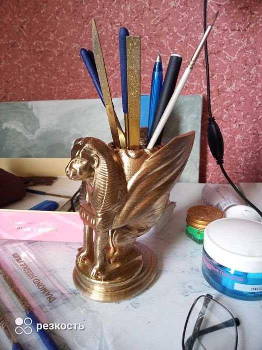 Сфинкс , ваза для карандашей