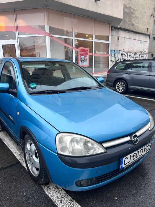 Vand Opel corsa 1.2 benzina