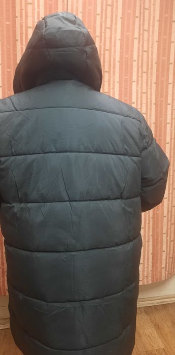 Продам зимний пуховик